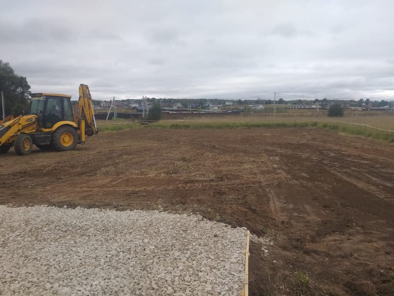 Планировка и выравнивание участка